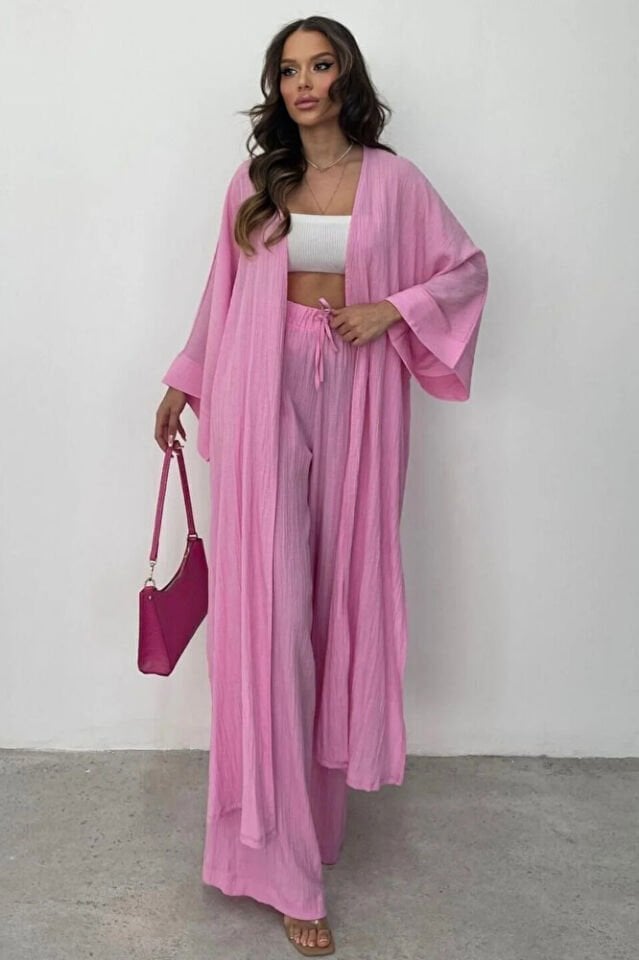 Kadın Pembe Kimono Takım Uzun Yırtmaçlı Gofre Dokulu Pantolonlu Bohem Yazlık Kombin