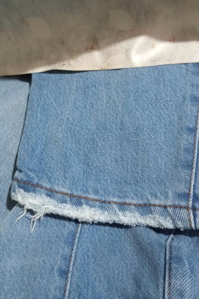 Kadın Mavi Eskitme Paça Yıkamalı %100 Pamuk Balon Kot Pantolon Jeans