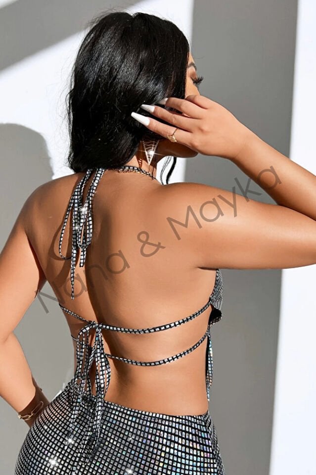 Kadın Simli Taşlı Fantezi Kostüm – Püsküllü Halter Bluz & Mini Etek Parti, Klüp Takımı Gümüş