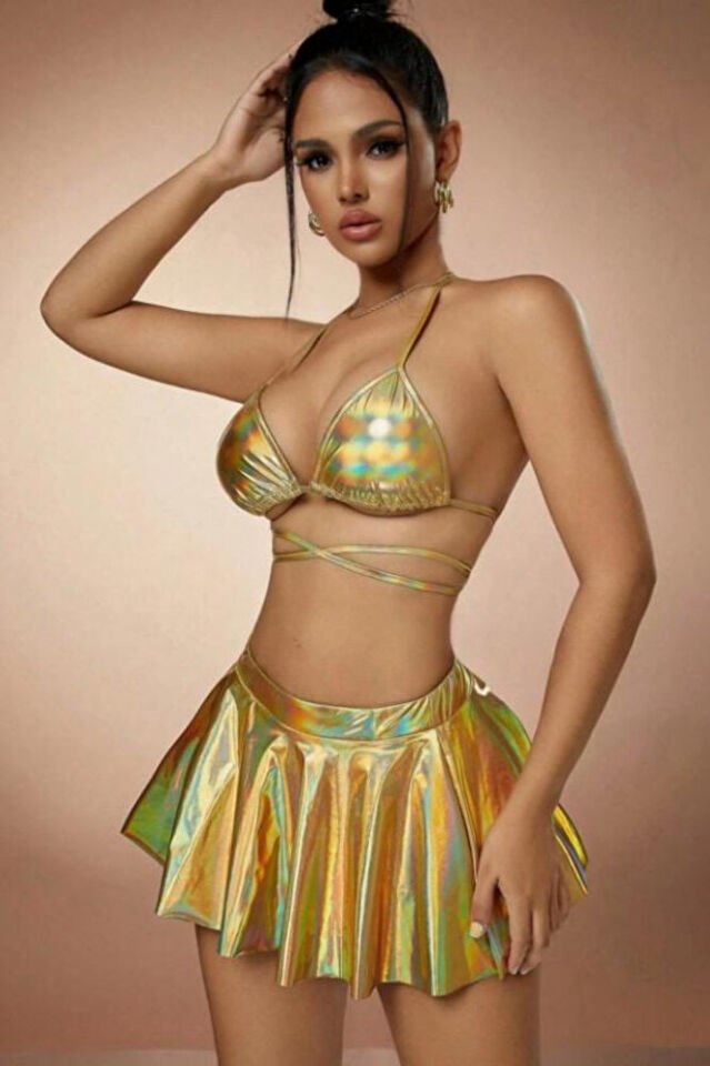 Silver Lame Parlak 3'lü Fantezi Bikini Takım – Boyundan Bağlamalı Sütyen, Etekli, Brazilian Külot