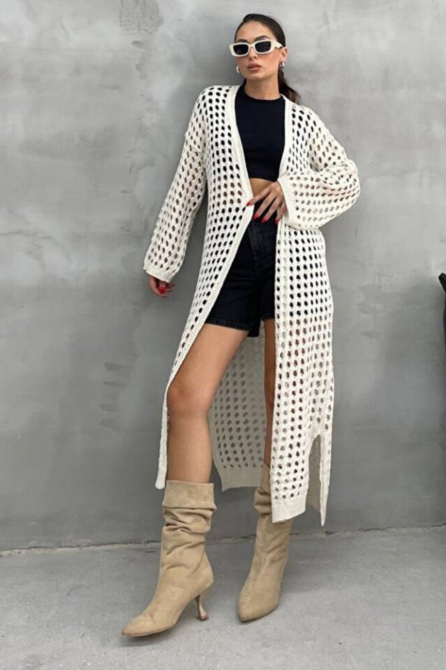 Kadın Ajurlu Delikli Uzun Triko Hırka – Mevsimlik İnce Akrilik, Yırtmaçlı Model, Şık Rahat Tarz-Krem