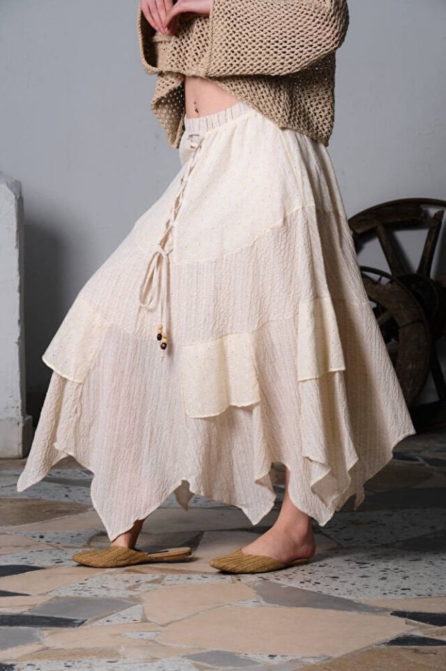 Kadın Krem Asimetrik Kesim Brode Boncuk Detaylı Pamuklu Etek – Bohem Yazlık Model