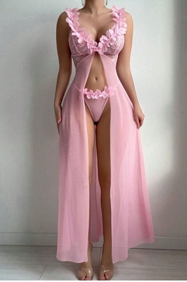 Kadın Pembe Tül Gecelik Takım – Lazer Kesim Çiçek Yaka, Tangalı, Transparan, 2 Parça