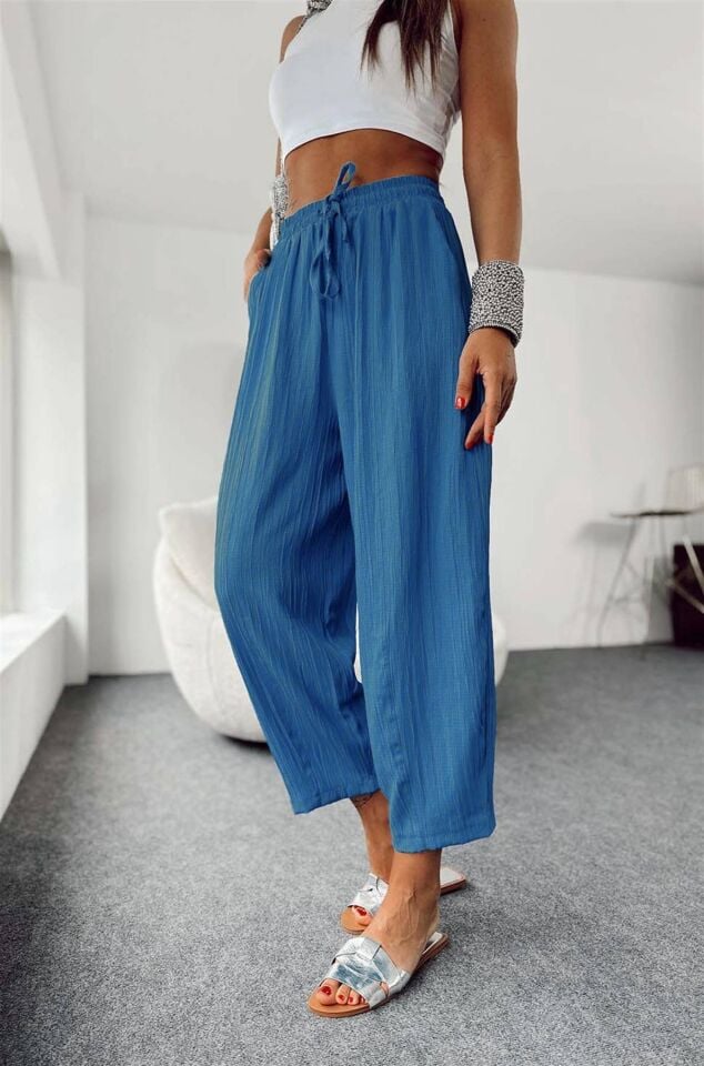 Gofre Kadın Şalvar Pantolon İndigo Mavi – Lastikli Bel, Bol Kesim, Yazlık Rahat Model, İnce Kumaş