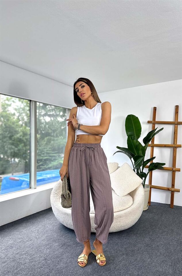 Gofre Kadın Şalvar Pantolon Vizon – Lastikli Bel, Bol Kesim, Yazlık Rahat Model, İnce Kumaş