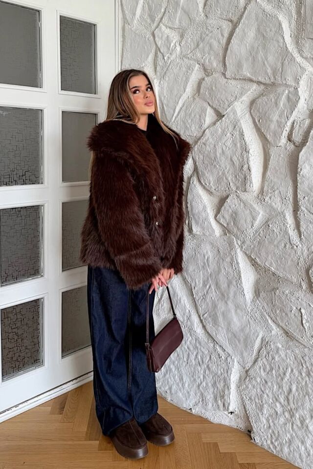Kadın Suni Kürk Mont Kahve – Şal Yaka, Kruvaze, Çift Çıtçıtlı, Uzun Kollu, Kalın, Rahat Kalıp