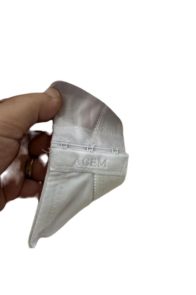 Kadın Beyaz D Cup Büyük Beden Toparlayıcı Sütyen 110D - 130D Küçültücü Minimizer