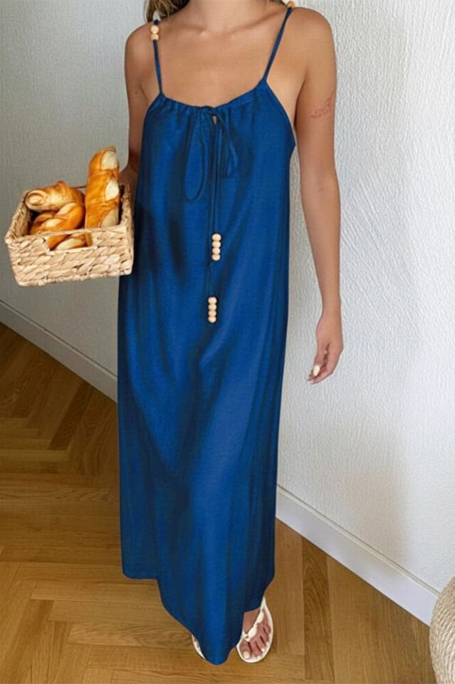 Kadın İndigo Mavi Halter Yaka Gofre Maksi Bağcıklı Uzun İnce Yazlık Elbise Askılı Boncuklu Salaş