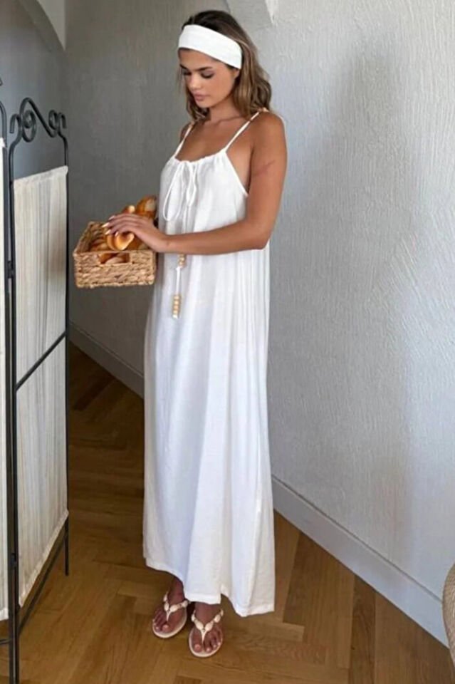 Kadın İndigo Mavi Halter Yaka Gofre Maksi Bağcıklı Uzun İnce Yazlık Elbise Askılı Boncuklu Salaş Beyaz - S