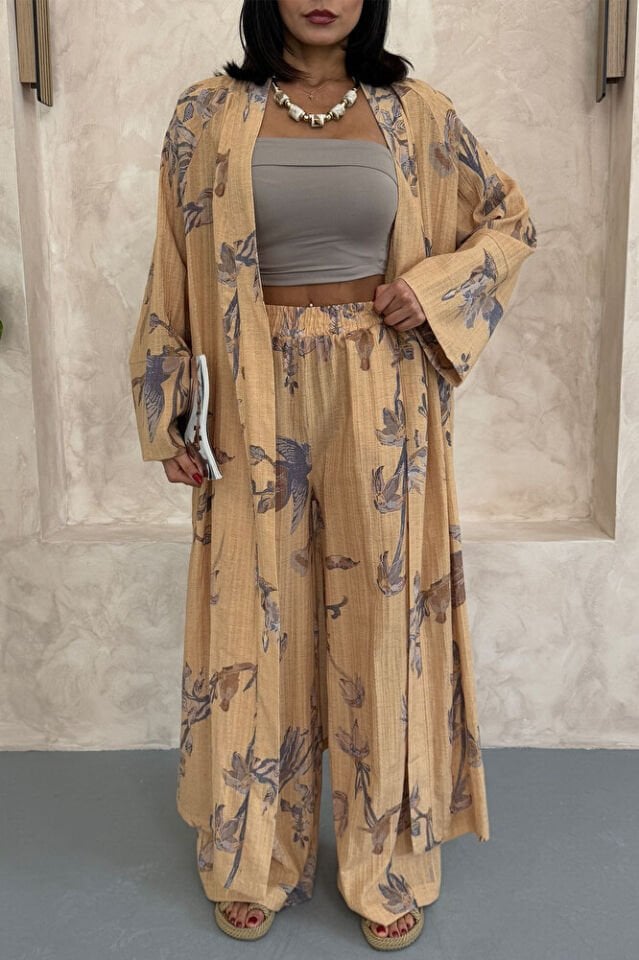 Kadın Çiçek Desenli Gofre Kimono Takım – Yazlık Pantolonlu Alt Üst Şık Kombin